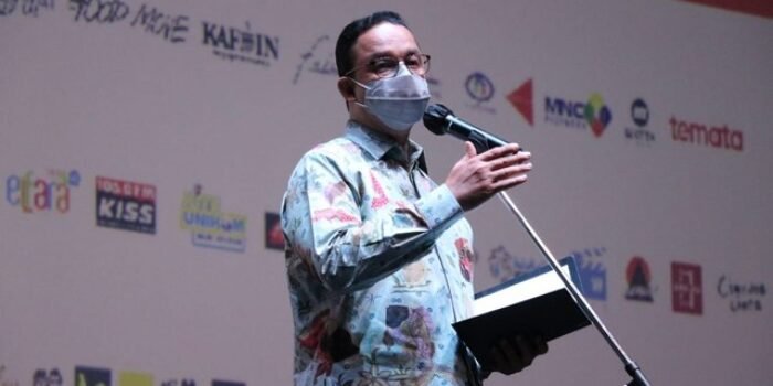 Gubernur DKI Jakarta, Anies Baswedan memberikan sambutan pada Pembukaan Jakarta Film Week 2021, Kamis (18/11) malam. Foto: Dok: Pemprov DKI Jakarta
